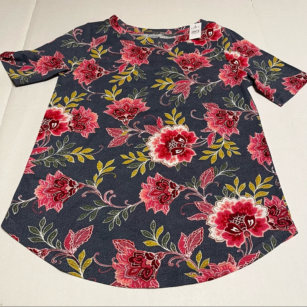 Loft Womens Size Small Blue Pink Floral Short Sleeve Cotton‎ Crewneck Shirt NEW